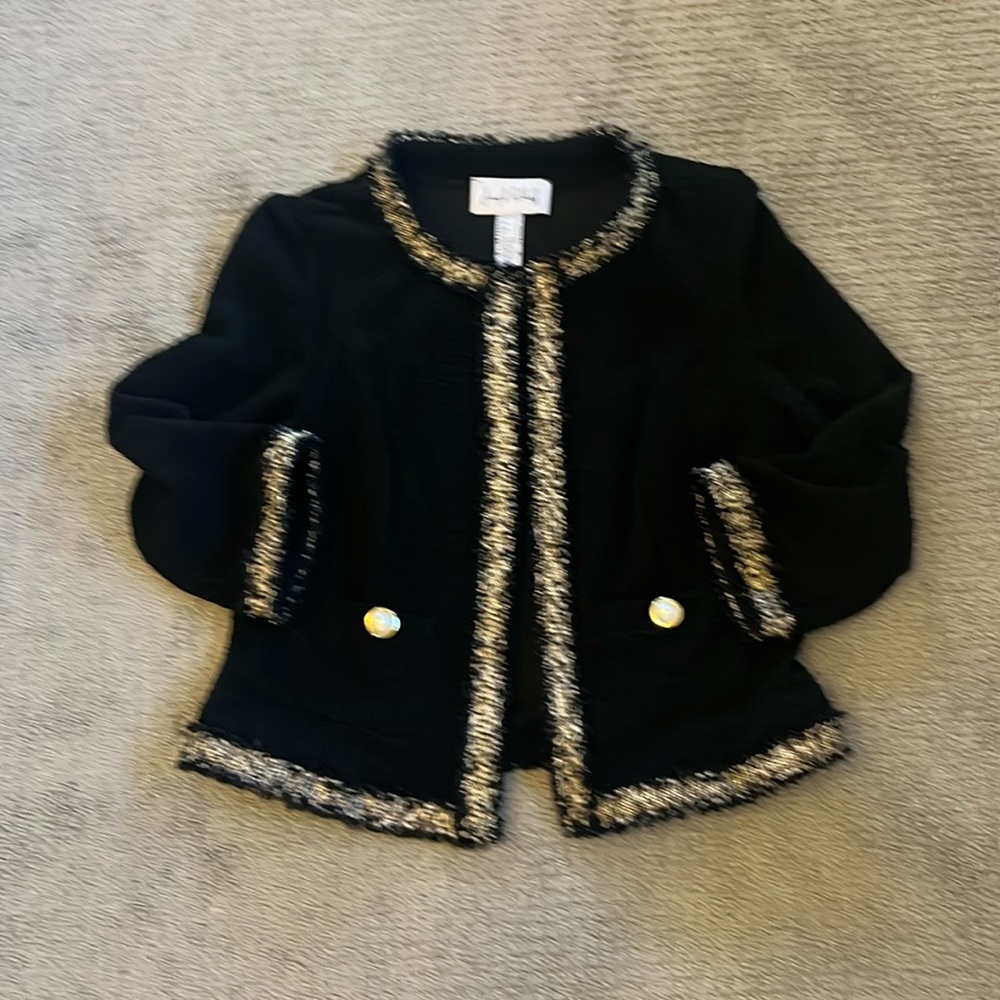 Joseph Ribkoff lady jacket … new without tags size 4